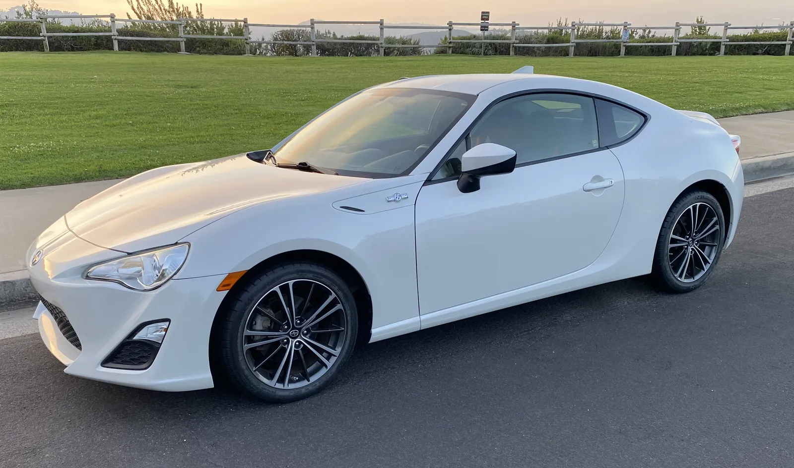 Scion Fr-S