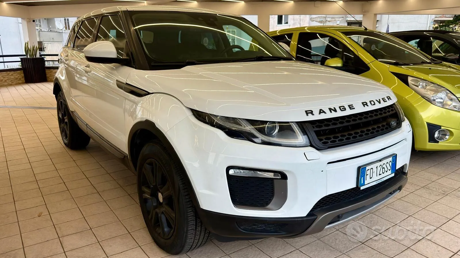 Land Rover Range Rover Evoque 2016 photo 4