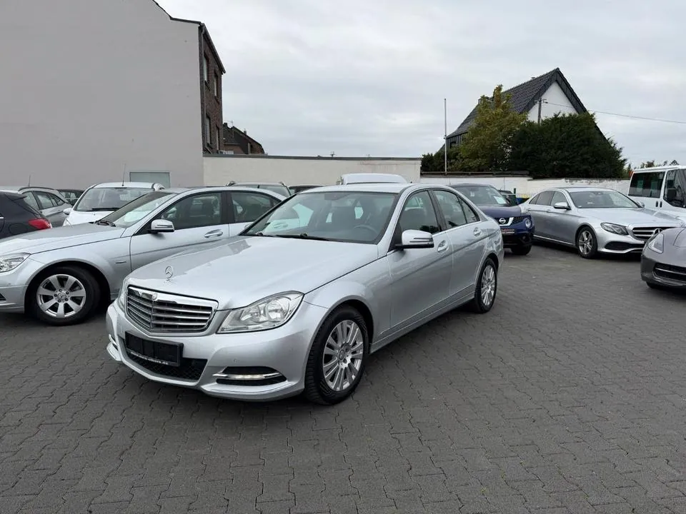 Mercedes-Benz C 180