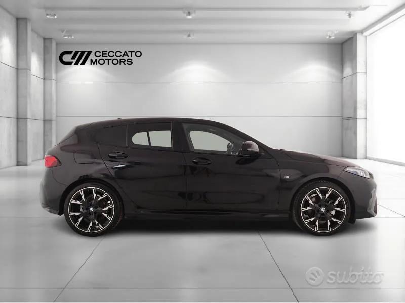 BMW 1 Series 2025 photo 3