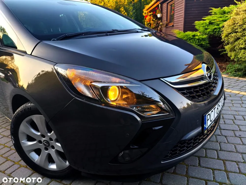 Opel Zafira 2015 photo 4