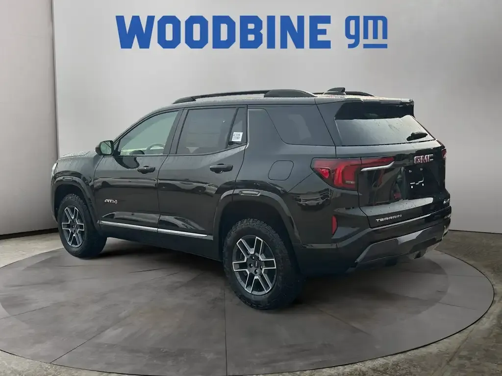 GMC Terrain 2027 photo 3