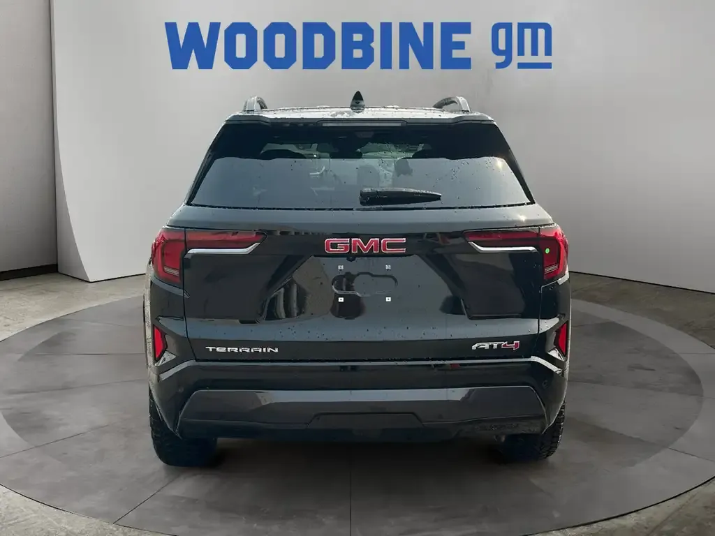 GMC Terrain 2027 photo 4