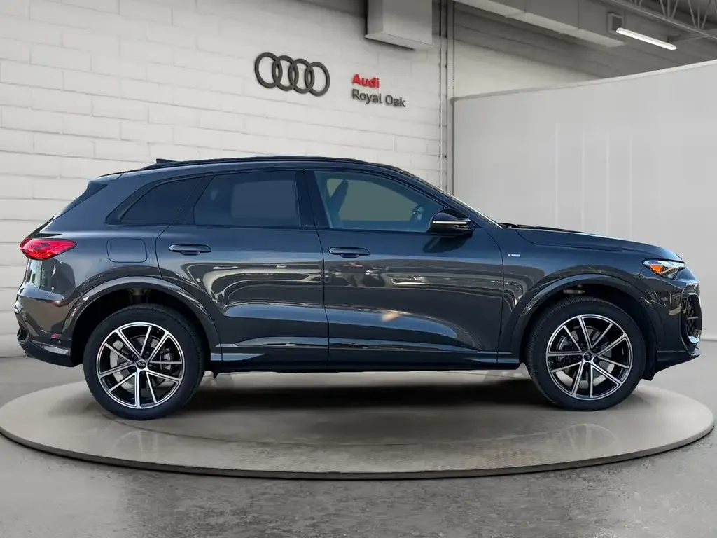 Audi Q5 2025 photo 4