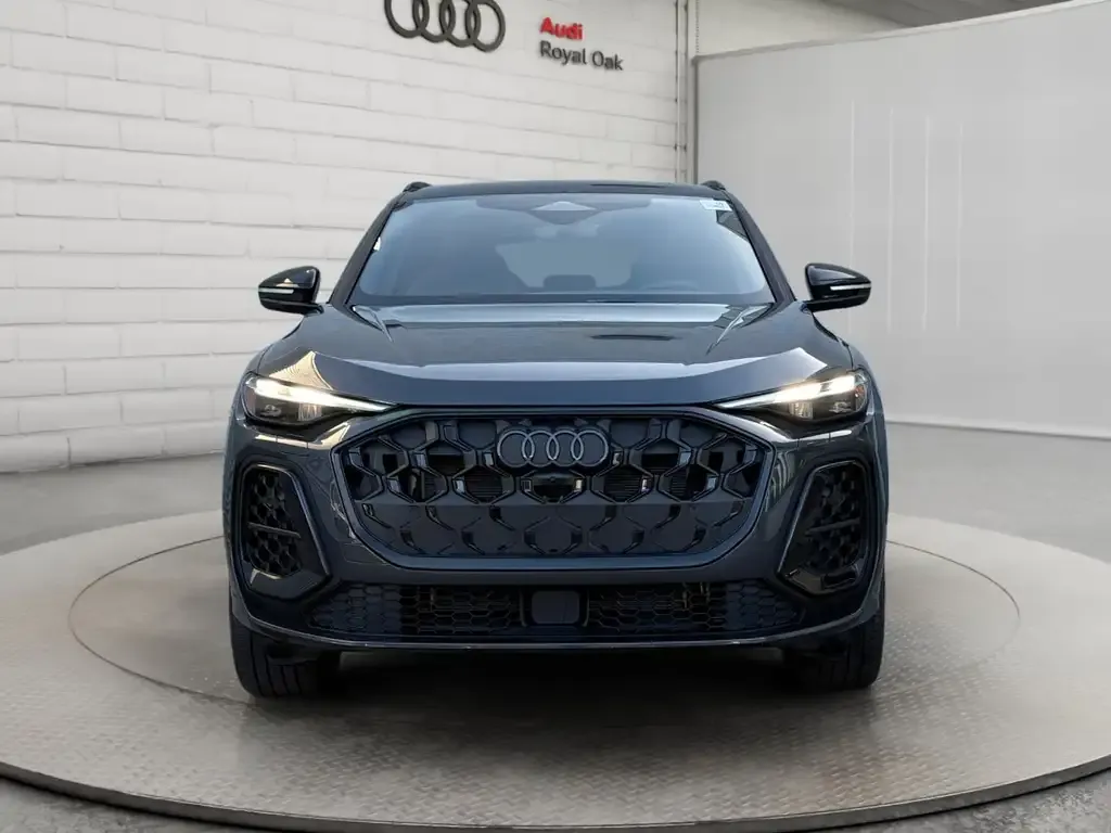 Audi Q5 2025 photo 2