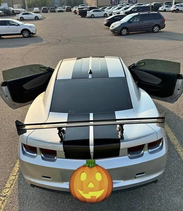 Chevrolet Camaro 2011 photo 3