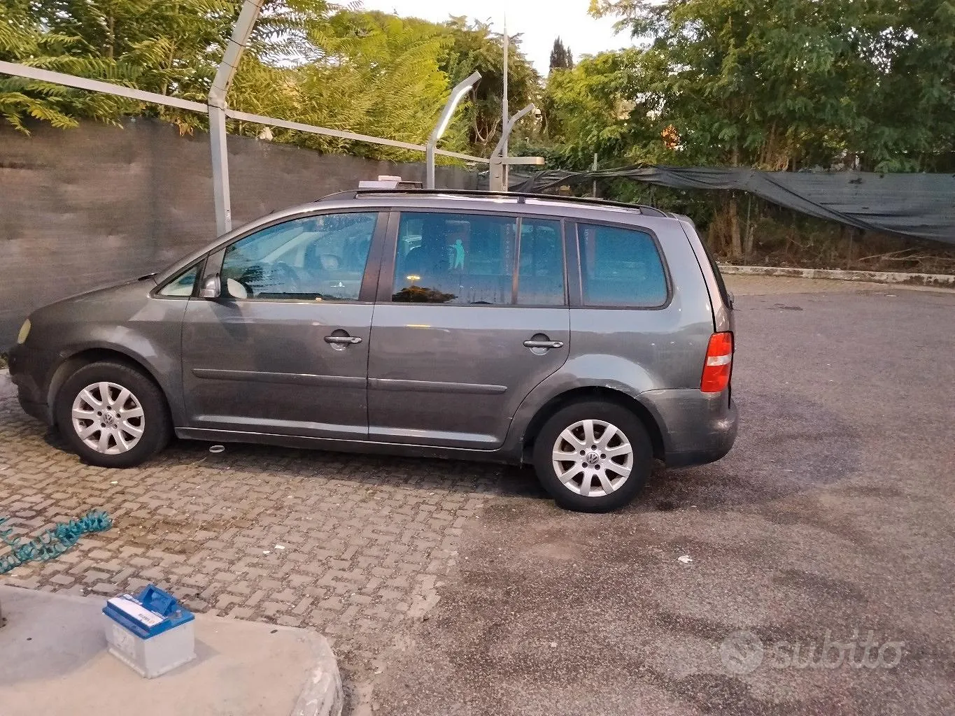 Volkswagen Touran 2006 photo 5
