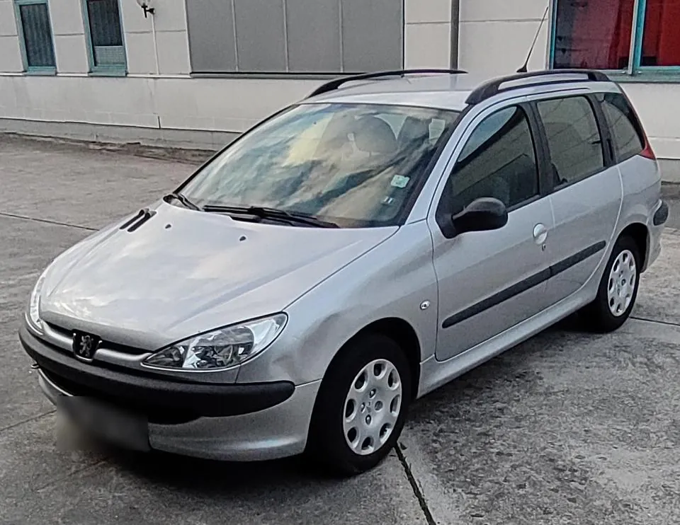 Peugeot 206