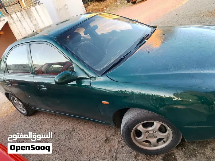 Kia Shuma