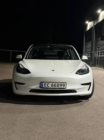 Tesla Model 3 2021 photo 5