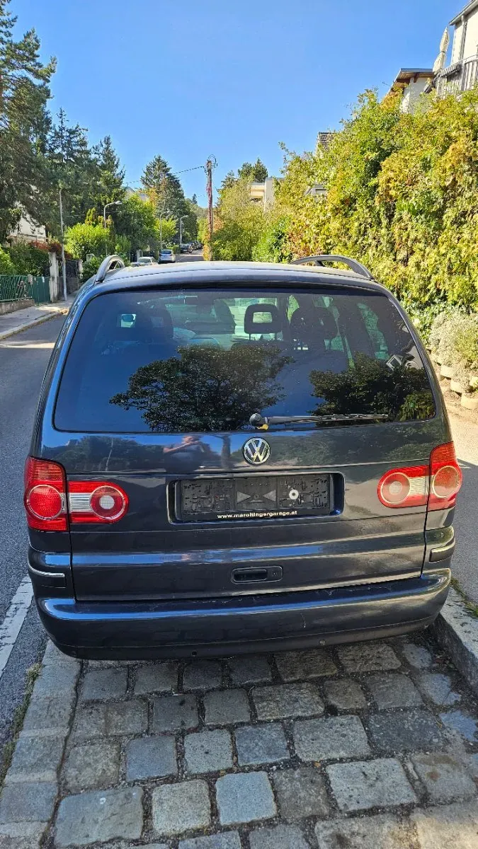 Volkswagen Sharan 2005 photo 3