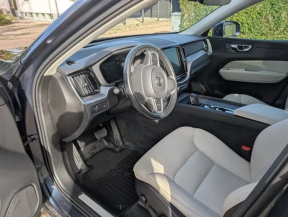 Volvo Xc60 2020 photo 4