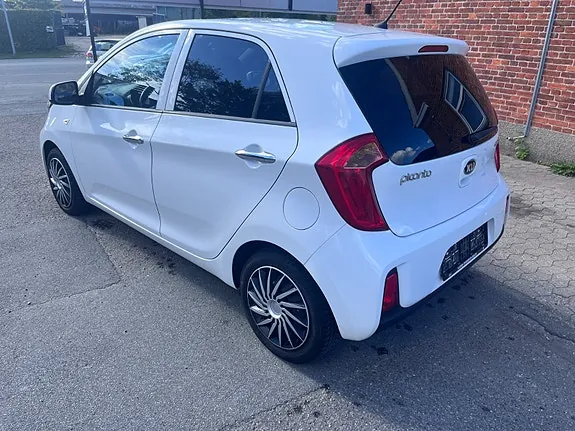 Kia Picanto 2016 photo 4