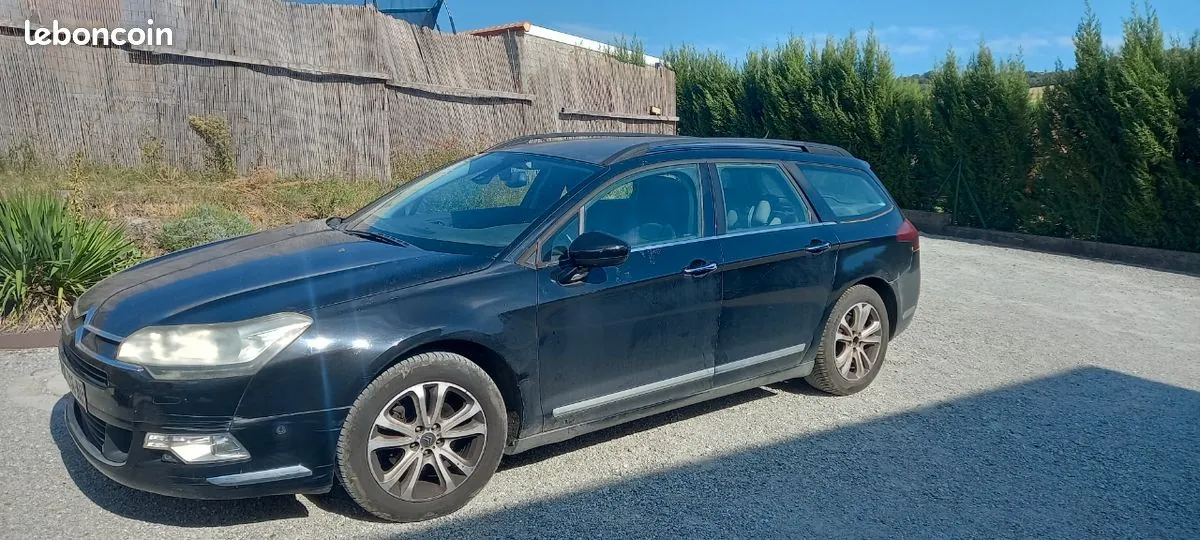 Citroen C5 2011 photo 2