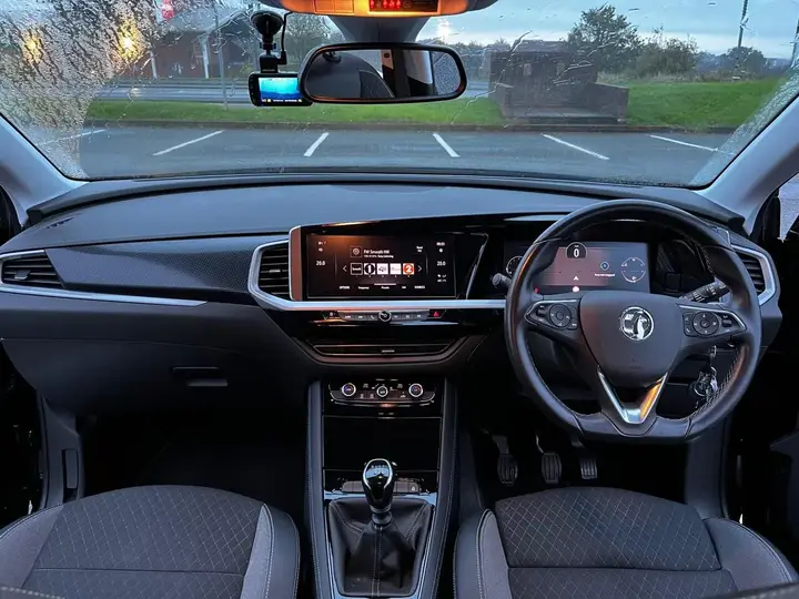 Vauxhall Grandland 2022 photo 5