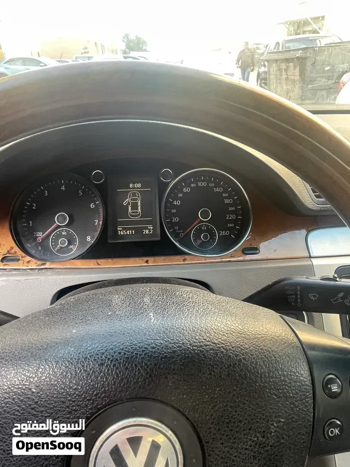 Volkswagen Passat 2009 photo 2