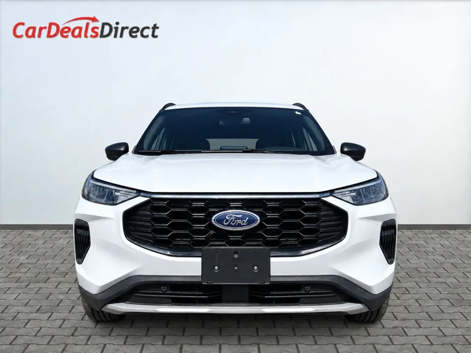 Ford Escape 2026 photo 2