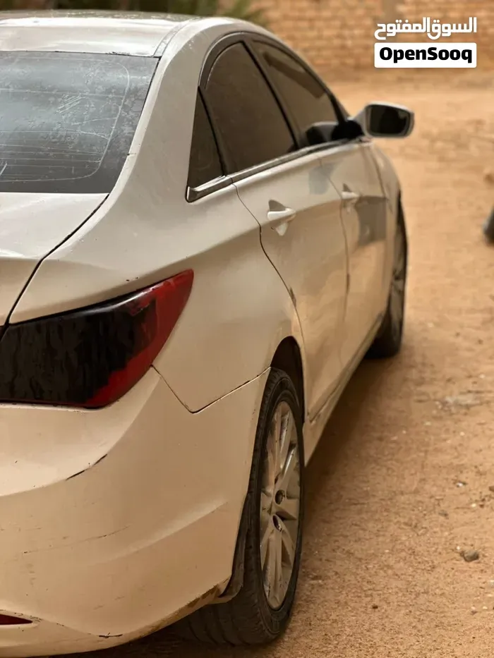 Hyundai Sonata 2010 photo 4