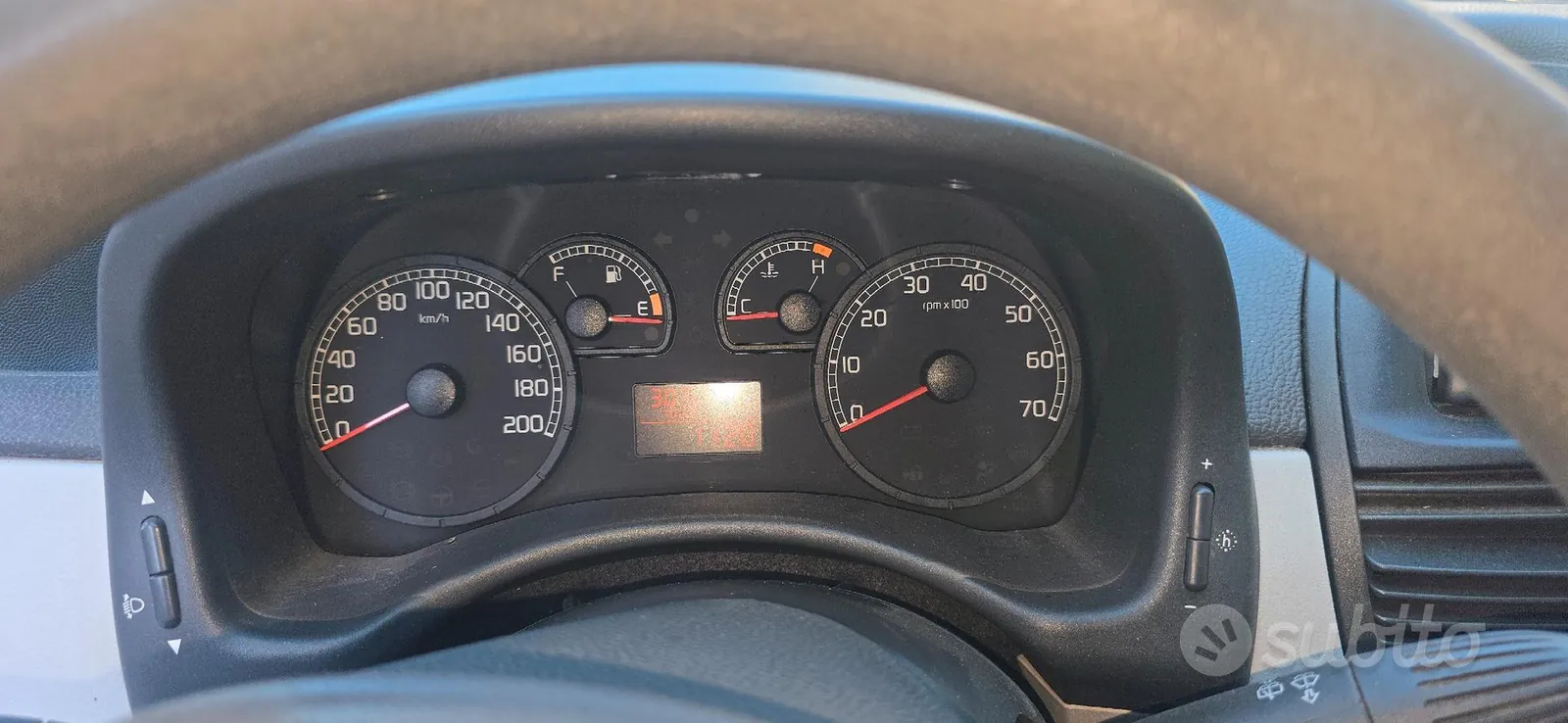 Fiat Punto 2004 photo 5