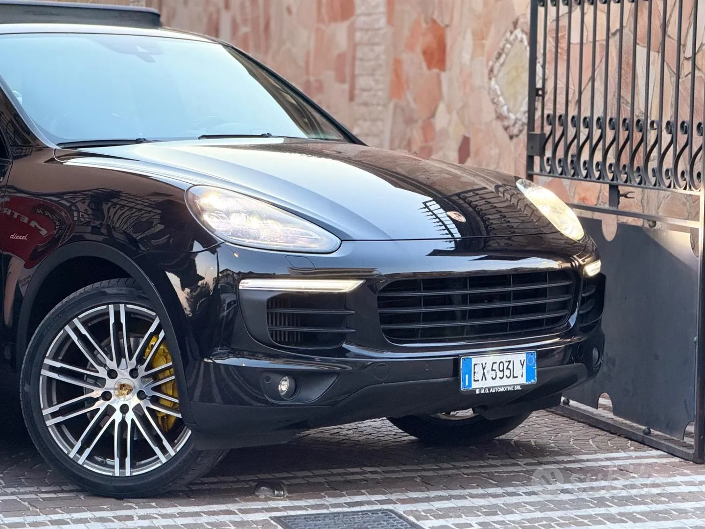 Porsche Cayenne 2014 photo 2