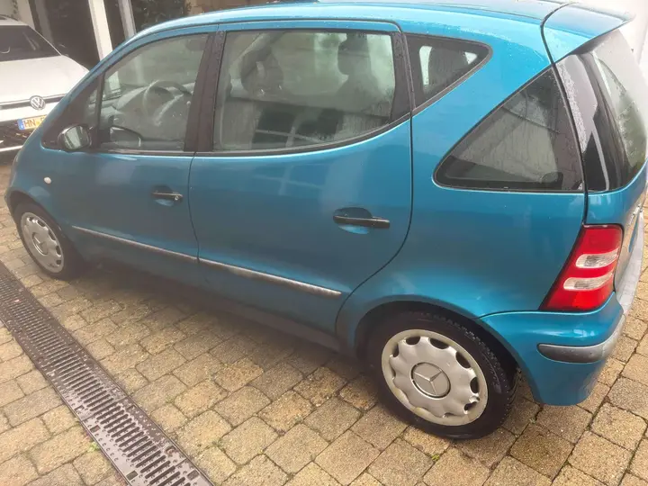 Mercedes-Benz A 140 2001 photo 2