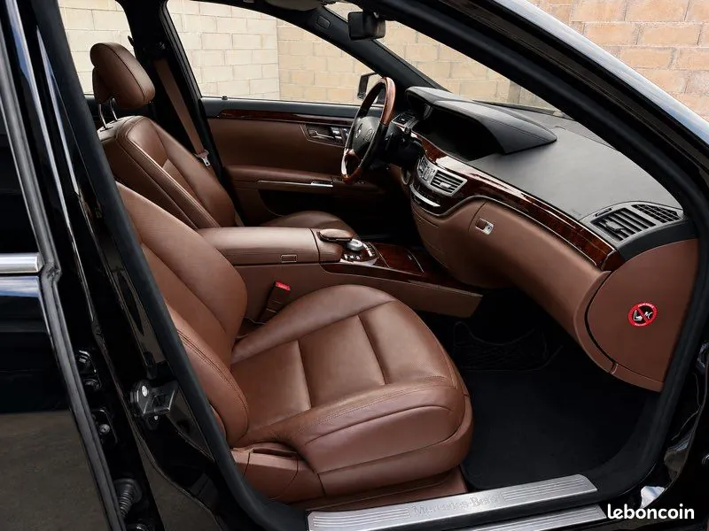 Mercedes-Benz S-Class 2010 photo 3