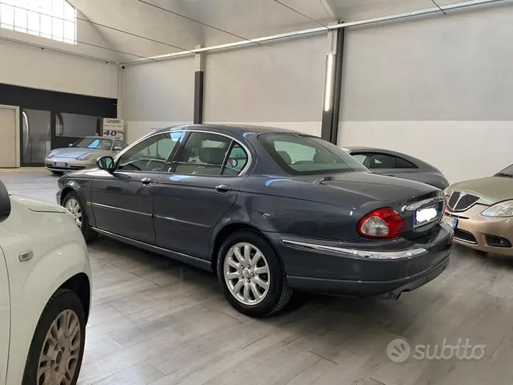 Jaguar X-Type 2001 photo 5