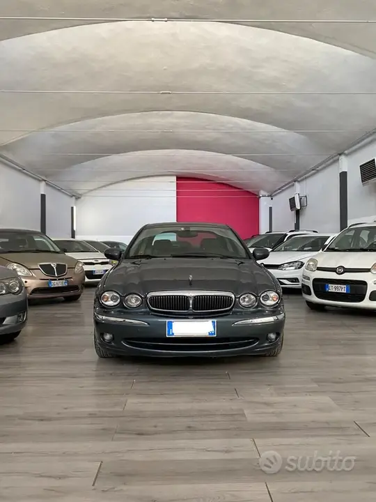 Jaguar X-Type