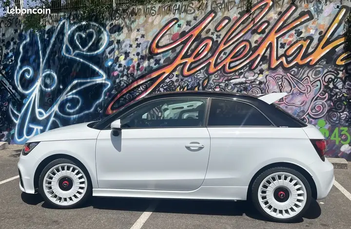 Audi A1 2012 photo 3