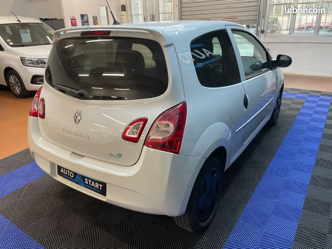 Renault Twingo 2011 photo 3