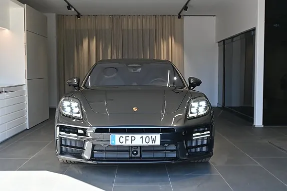 Porsche Panamera 2026 photo 2