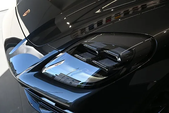 Porsche Panamera 2026 photo 3