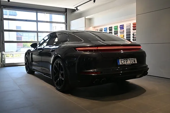 Porsche Panamera 2026 photo 4