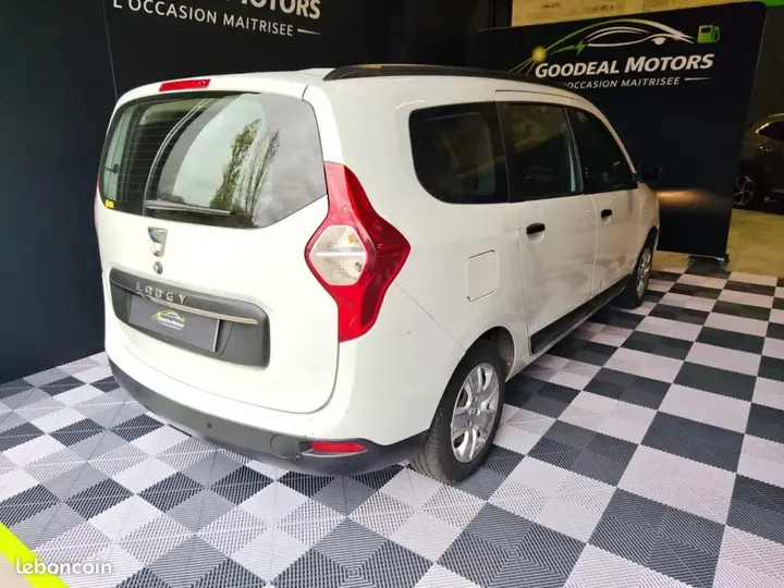 Dacia Lodgy 2020 photo 4
