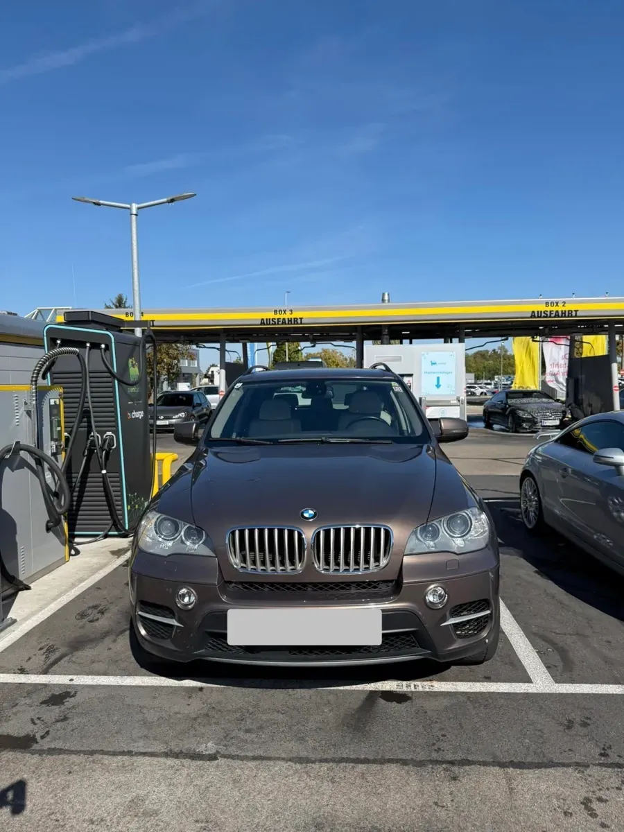 BMW X5 2011 photo 2