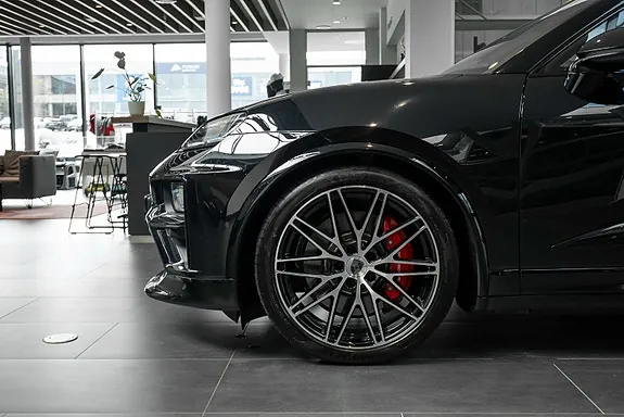 Porsche Macan 2025 photo 5