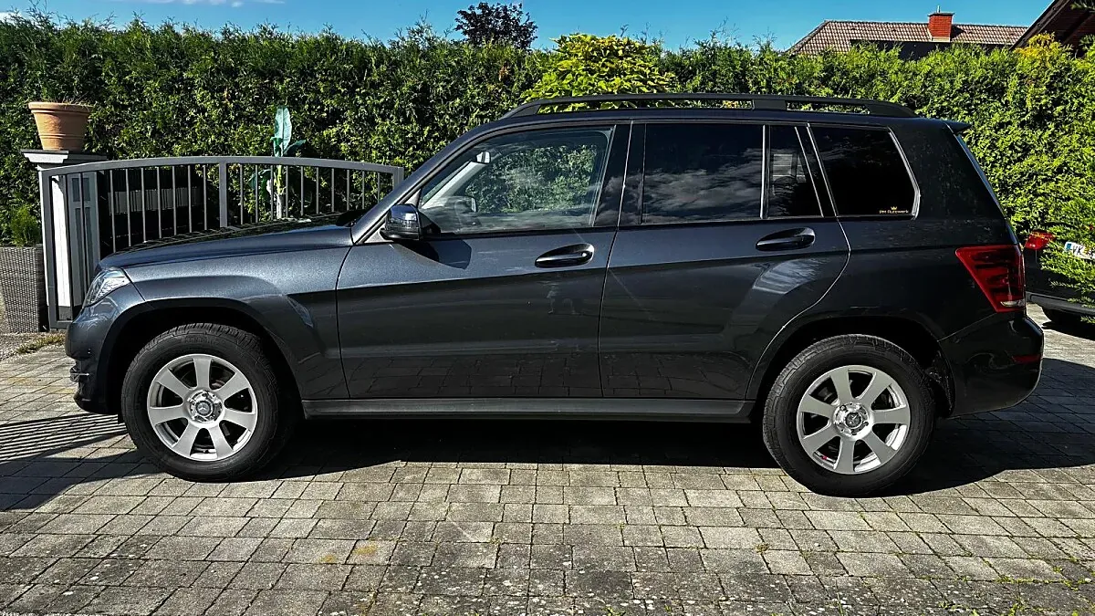 Mercedes-Benz Glk Class 2013 photo 2
