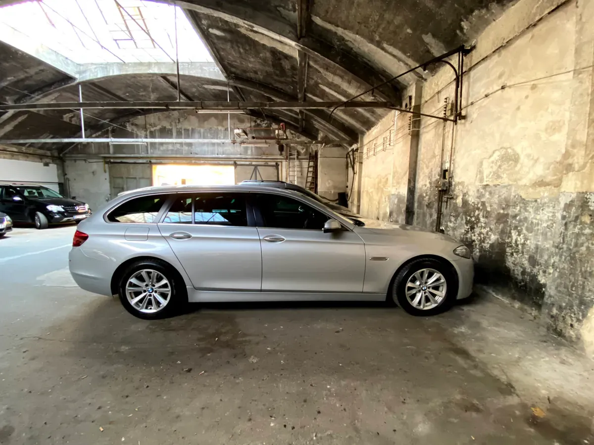 BMW 5 Series 2013 photo 3