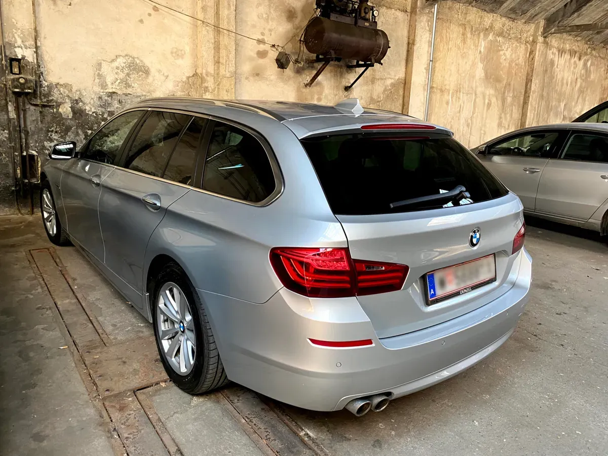 BMW 5 Series 2013 photo 2