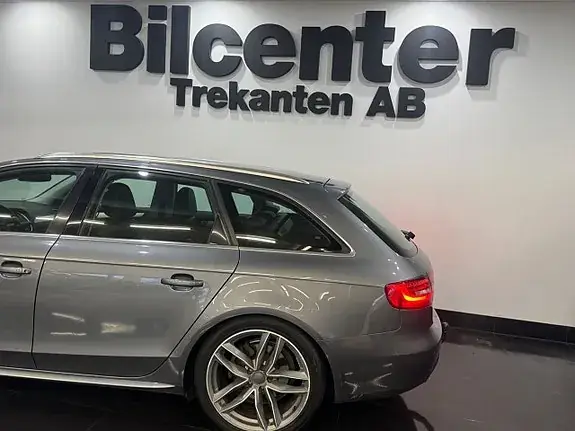 Audi A4 2013 photo 4