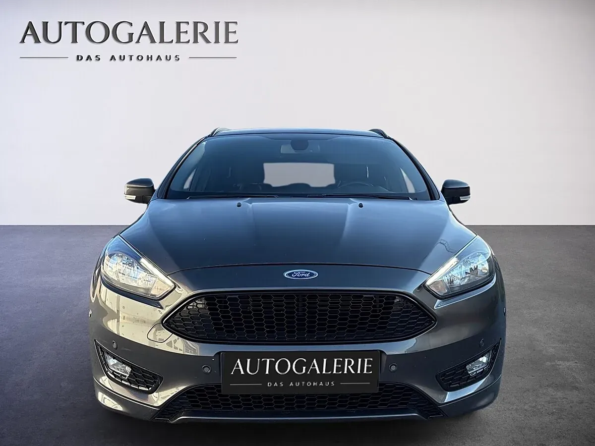 Ford Focus 2018 photo 2