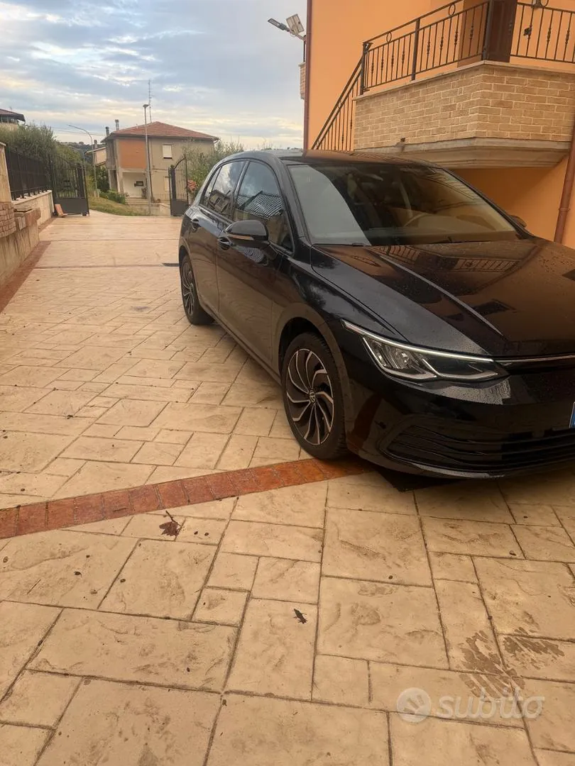 Volkswagen Golf Viii 2020 photo 2