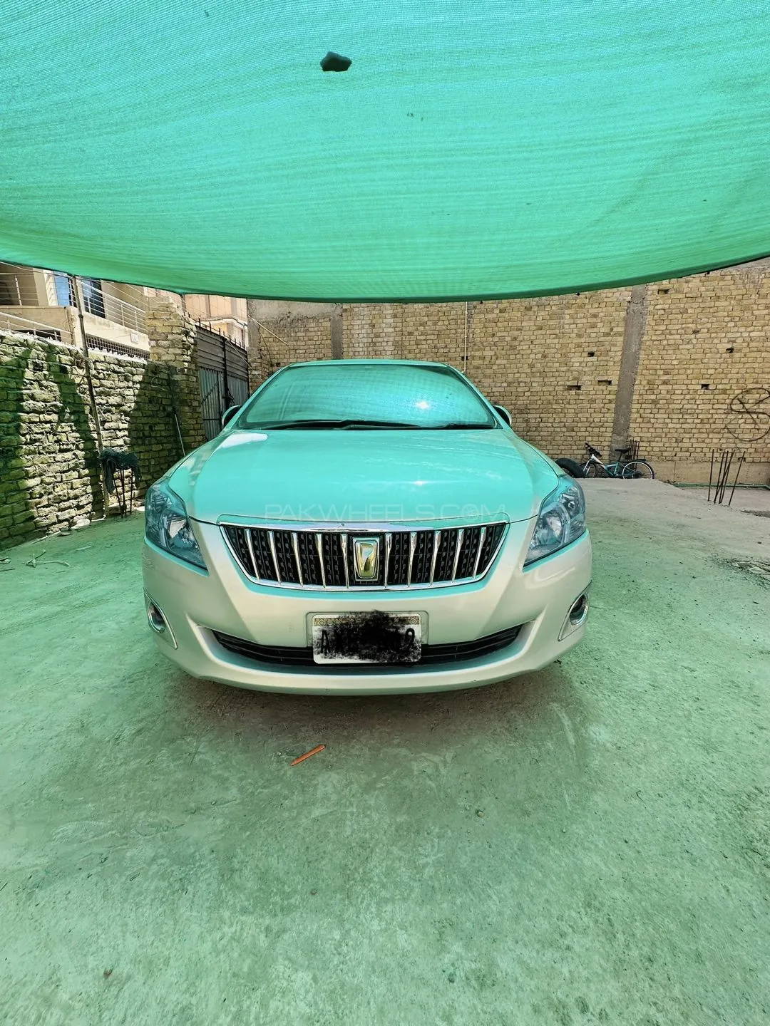 Toyota Premio