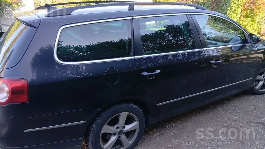 Volkswagen Passat 2010 photo 3