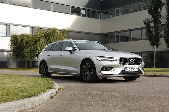 Volvo V60 2019 photo 2