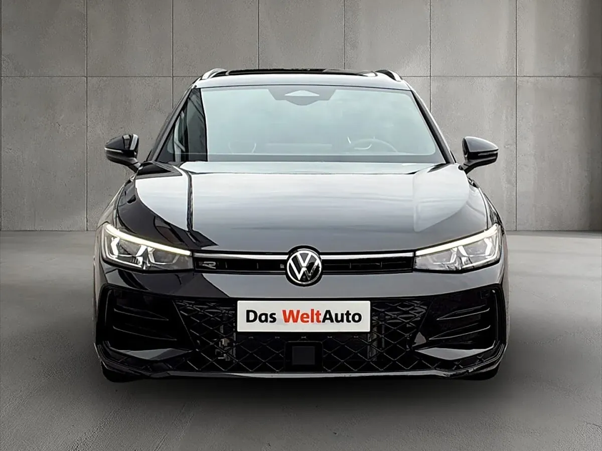 Volkswagen Passat 2026 photo 2
