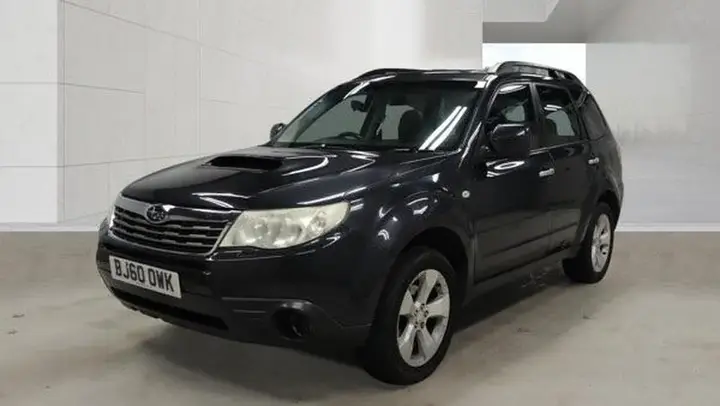 Subaru Forester 2010 photo 2