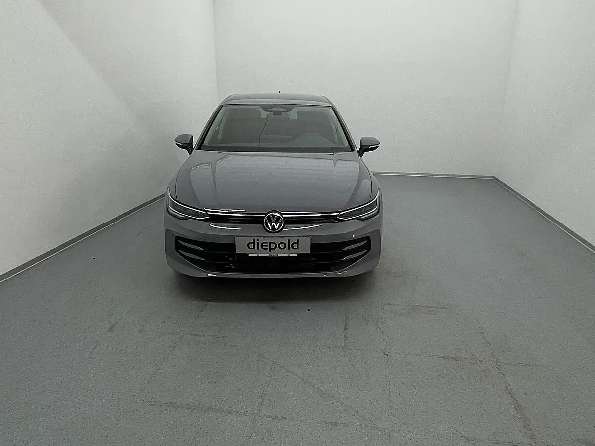 Volkswagen Golf 2026 photo 2