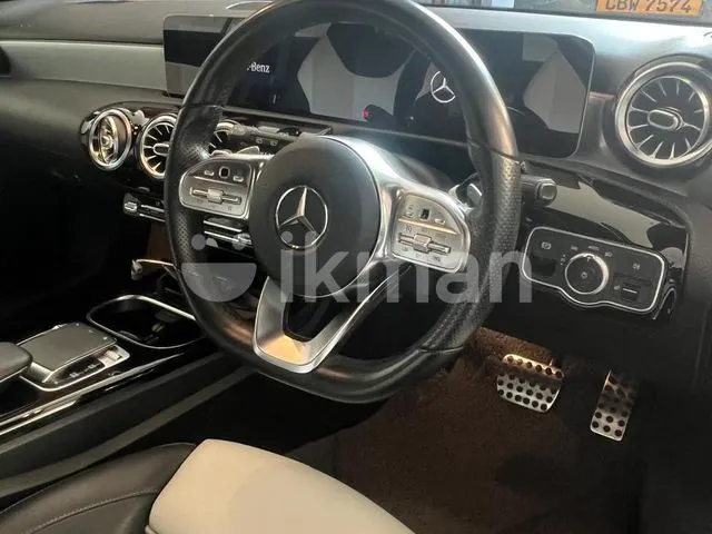 Mercedes-Benz A200 2019 photo 2