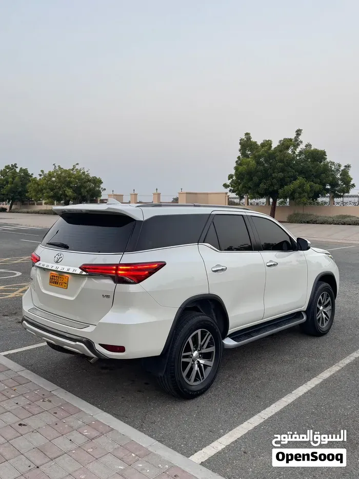 Toyota Fortuner 2020 photo 4